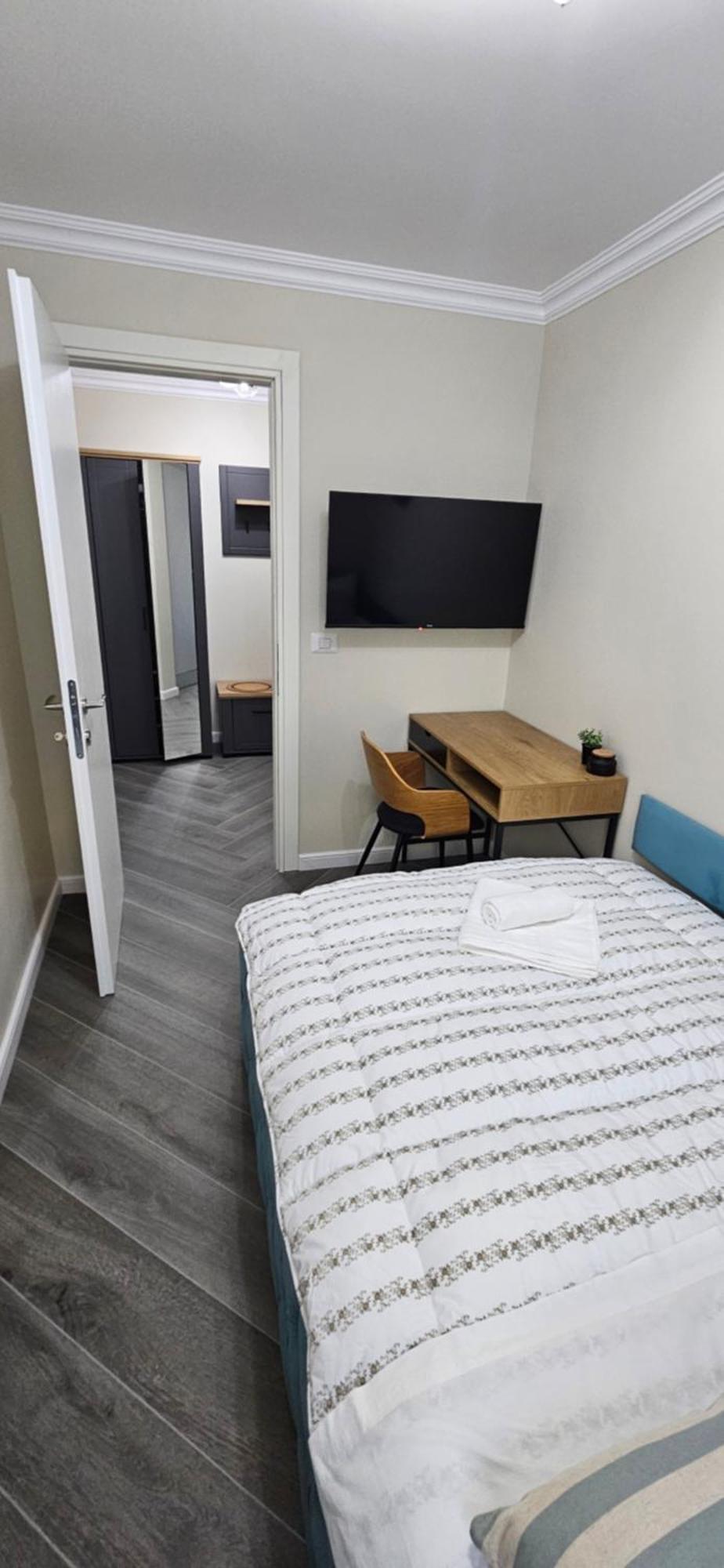 White Rezidence II Apartment Curtea De Arges Ngoại thất bức ảnh