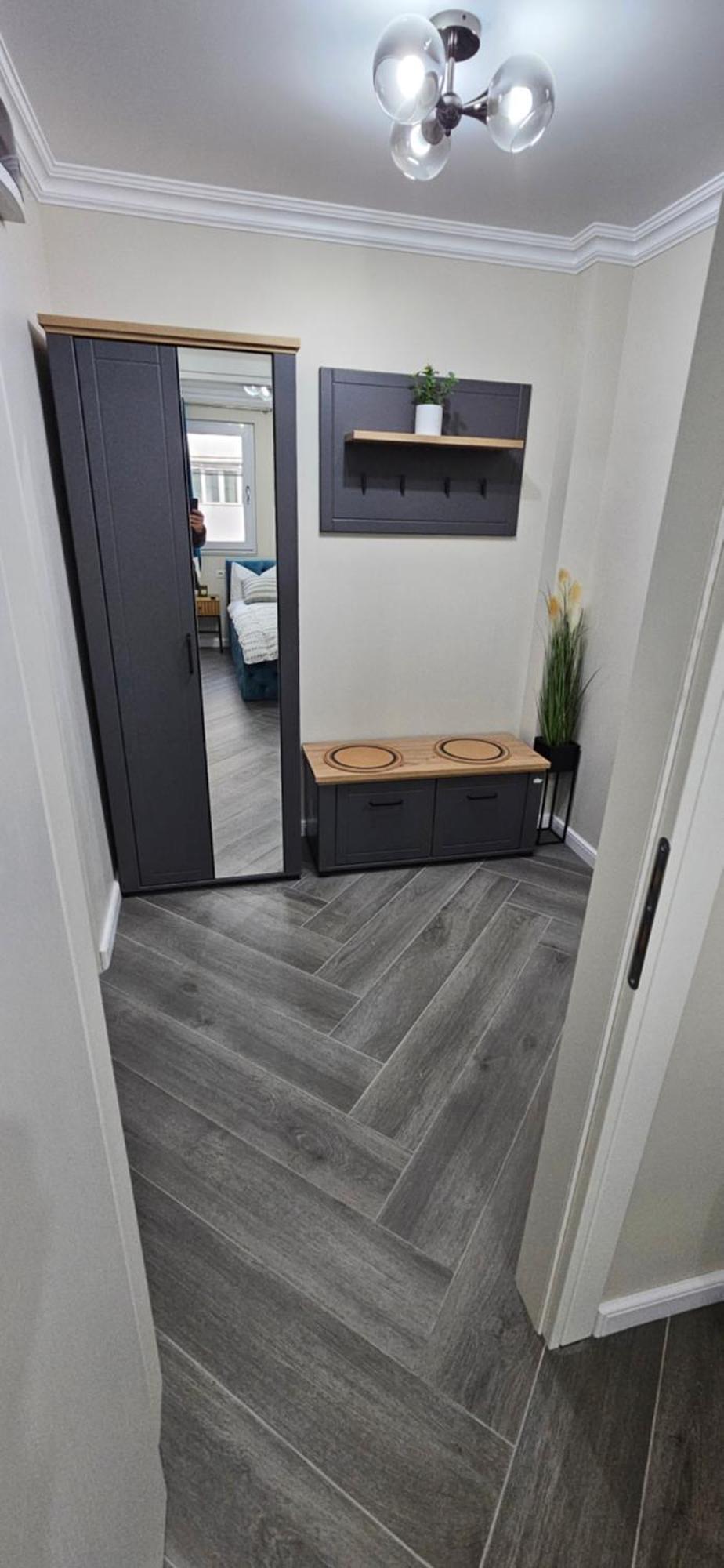 White Rezidence II Apartment Curtea De Arges Ngoại thất bức ảnh