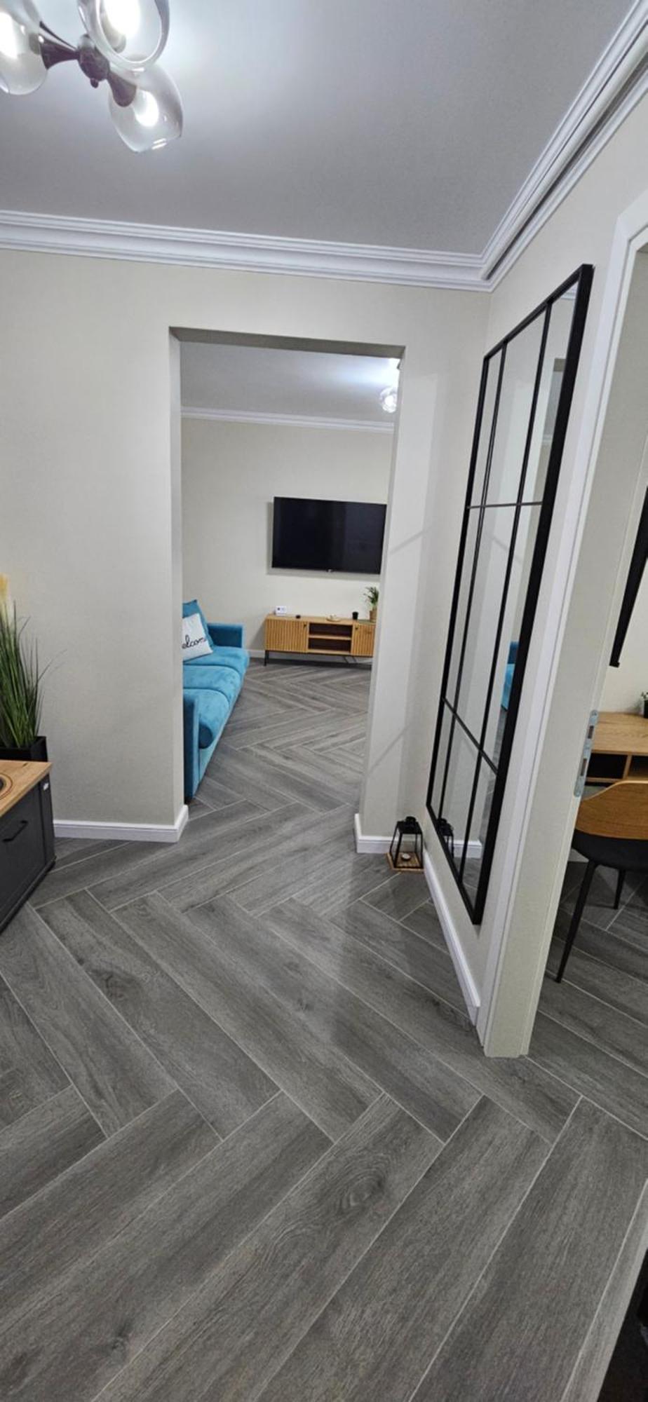 White Rezidence II Apartment Curtea De Arges Ngoại thất bức ảnh